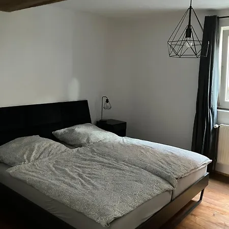 Im Denkmal * Steinweiler